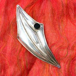 Mexican Silver & Black Onyx Large Pin Brooch